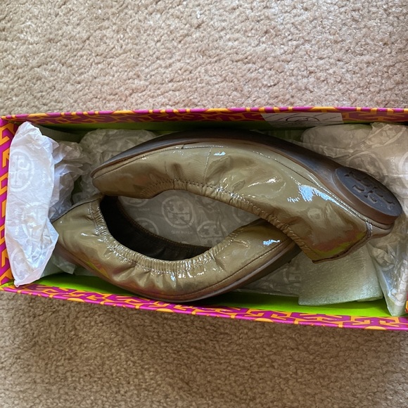 Tory Burch Ballet Flats - Picture 6 of 8